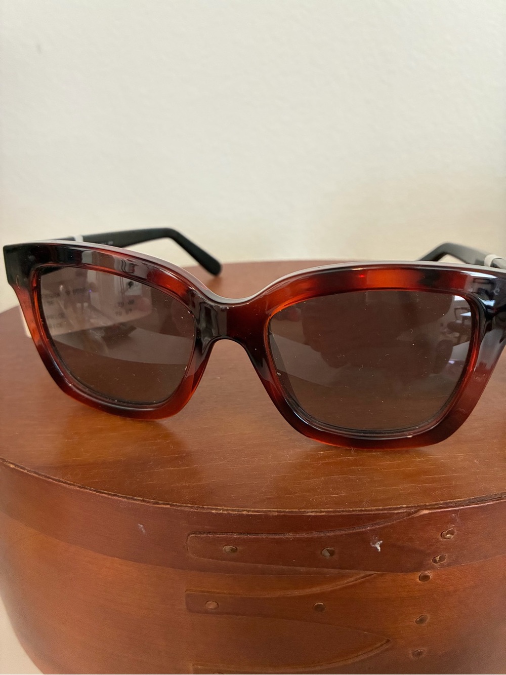 Salvatore Ferragamo Tortoiseshell Dark Brown Cat-Eye Sunglasses